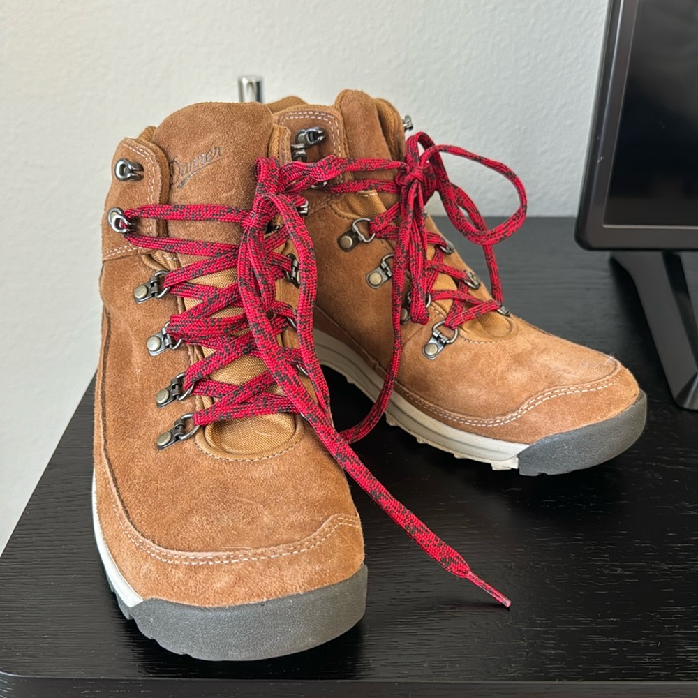 Tanner Adrika Sienna Boots 8.5